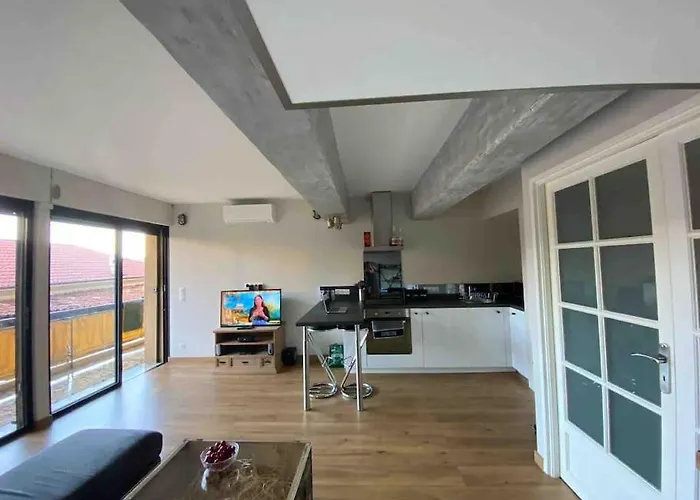 Villefranche Sur Mer, Bel Appartement, Vue Mer
